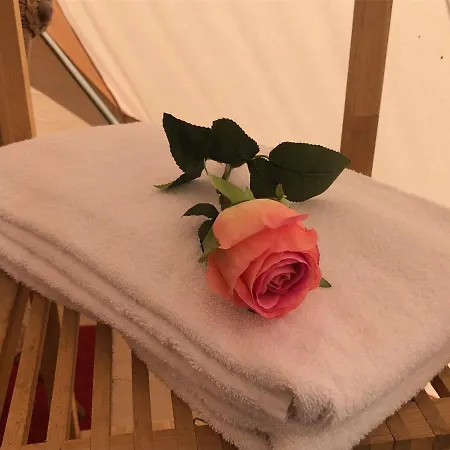 Helles Have Glamping ラグジュアリーテント スタイ