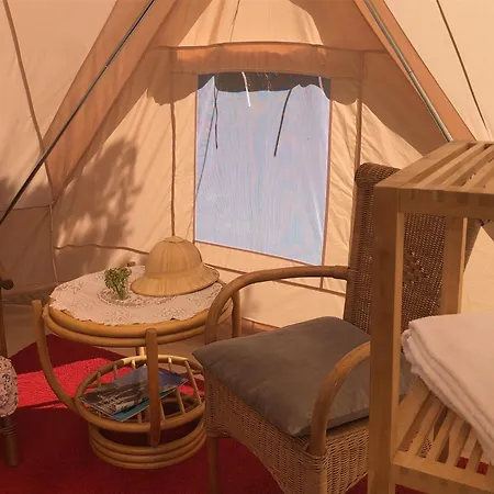 ラグジュアリーテント Helles Have Glamping スタイ